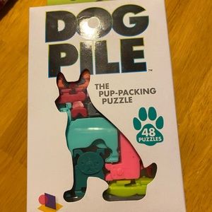 NIB Dog Pile puzzle game w/ 48 puzzles